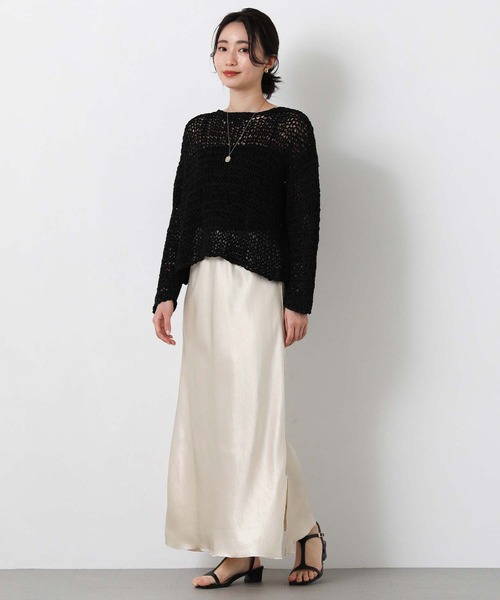 Gready Brilliant(グレディブリリアン)の「テープヤーンハンドボートネックニット(ニット/セーター・レディース・オフホワイト/ブラック/ベージュ・FREE)」の12枚目の写真