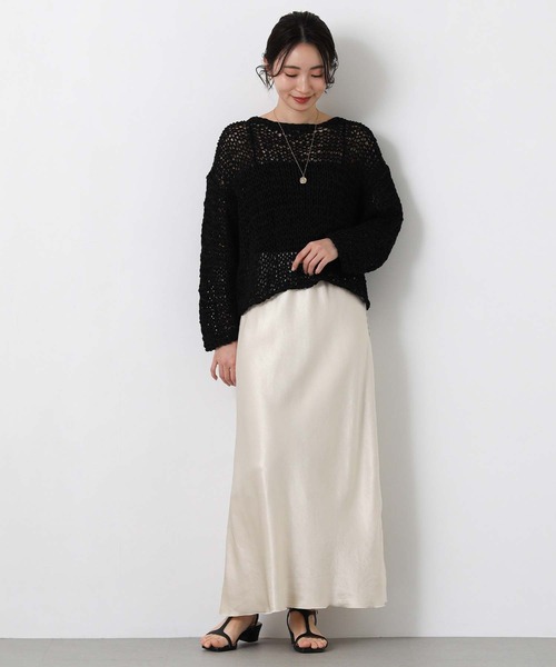 Gready Brilliant(グレディブリリアン)の「テープヤーンハンドボートネックニット(ニット/セーター・レディース・オフホワイト/ブラック/ベージュ・FREE)」の15枚目の写真