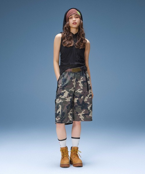 X-girl(エックスガール)の「SHEER SLEEVELESS RIBBED HOODED TOP(タンクトップ・レディース・アッシュ/ブラック・ONE SIZE)」の7枚目の写真