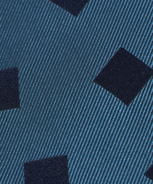 UNITED ARROWS(ユナイテッドアローズ)の「ブルー スクエア ジャガード ネクタイ(ネクタイ・メンズ・ロイヤルブルー・FREE)」の4枚目の写真