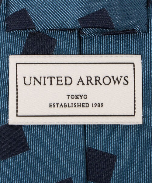 UNITED ARROWS(ユナイテッドアローズ)の「ブルー スクエア ジャガード ネクタイ(ネクタイ・メンズ・ロイヤルブルー・FREE)」の5枚目の写真