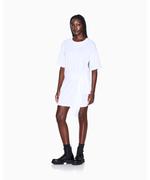 ARMANI EXCHANGE(アルマーニエクスチェンジ)の「【A|X アルマーニ エクスチェンジ】WE ウエストマーク 半袖クルーネックTシャツワンピース(EC限定カラー含)(ワンピース・レディース・ホワイト/ブラック・MEDIUM/SMALL/X-LARGE/X-SMALL/LARGE)」の1枚目の写真