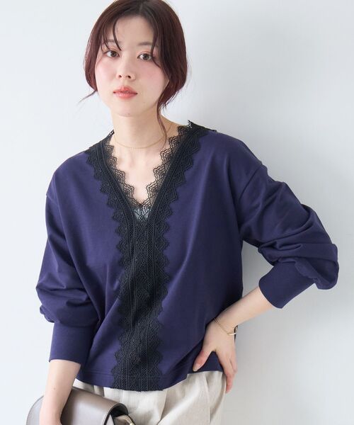 le.coeur blanc（ルクールブラン）の「レースデザインスウェットプルオーバー（スウェット・レディース・ネイビー/グレー・38）」の3枚目の写真