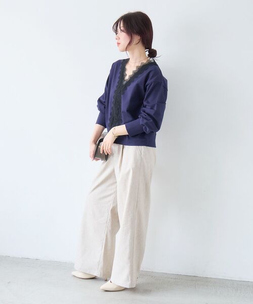 le.coeur blanc（ルクールブラン）の「レースデザインスウェットプルオーバー（スウェット・レディース・ネイビー/グレー・38）」の11枚目の写真