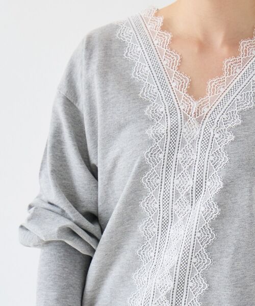 le.coeur blanc（ルクールブラン）の「レースデザインスウェットプルオーバー（スウェット・レディース・ネイビー/グレー・38）」の22枚目の写真