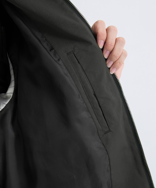 UNITED TOKYO(ユナイテッドトウキョウ)の「【BLK残りわずか】LIGHT DOLPHIN ジップブルゾン |SETUP可/春服/撥水/耐久性/防風性/ムレ防止(ブルゾン・メンズ・ダークグレー/ブラック・1/2)」の12枚目の写真