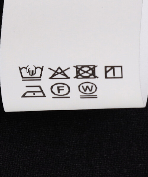 BASERANGE（ベースレンジ）の「Baserange/ベースレンジ MAR TOP / TOMA-WS-000 / ワイルドシルク ホルターネックトップス（キャミソール・レディース・ブラック・SMALL）」の6枚目の写真