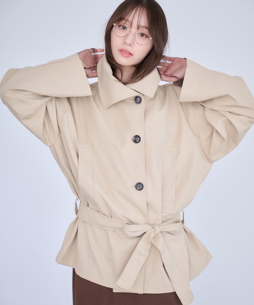 Dita Muaj.（ディータムアージュ）の「ツイルスタンドミドルトレンチ（トレンチコート・レディース・ベージュ・FREE）」の9枚目の写真