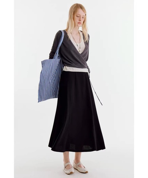 Fano Studios（ファノ ストゥディオズ）の「ドレープ Aライン ミドル丈スカート FX26B167【Fano Studios】【2026SS】（スカート・レディース・ブラック・S/M/L）」の2枚目の写真