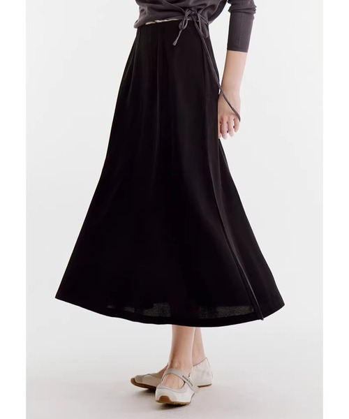 Fano Studios（ファノ ストゥディオズ）の「ドレープ Aライン ミドル丈スカート FX26B167【Fano Studios】【2026SS】（スカート・レディース・ブラック・S/M/L）」の12枚目の写真