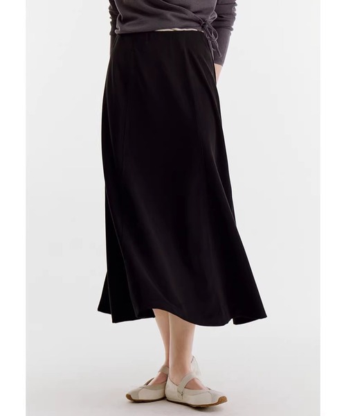 Fano Studios（ファノ ストゥディオズ）の「ドレープ Aライン ミドル丈スカート FX26B167【Fano Studios】【2026SS】（スカート・レディース・ブラック・S/M/L）」の13枚目の写真
