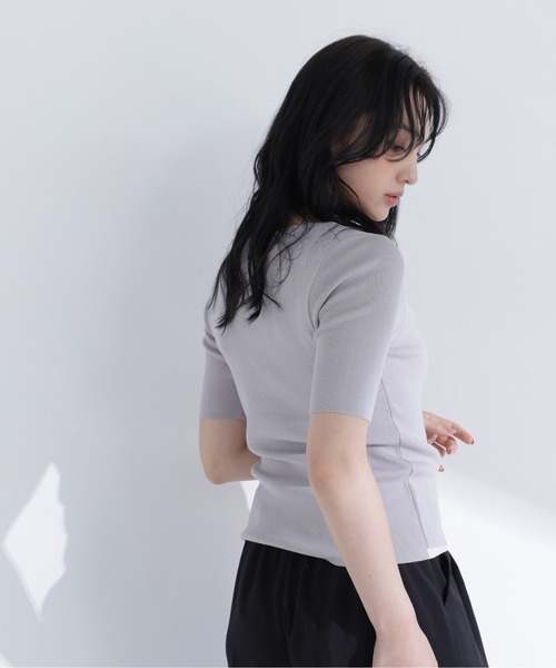 NATURAL BEAUTY BASIC(ナチュラルビューティーベーシック)の「レイヤードライクスキッパーニット(ニット/セーター・レディース・ネイビー系/ブルー系その他2/グレー系その他・FREE)」の9枚目の写真
