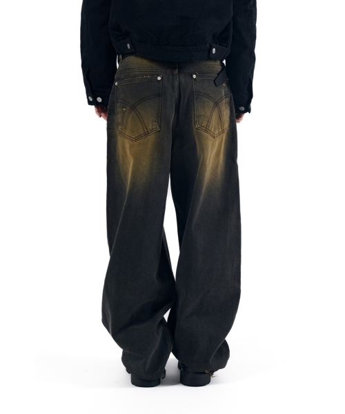 AAKAM(アーカム)の「Destroyed Double Knee Denim Pants (Brown)(デニムパンツ・レディース・その他・1/2)」の4枚目の写真