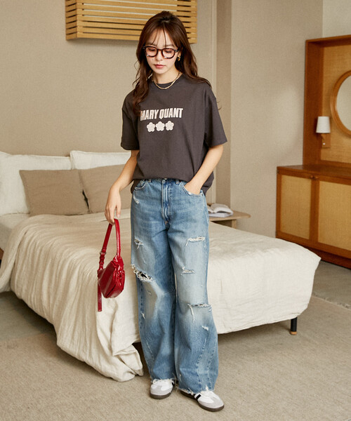 MARY QUANT(マリークワント)の「MARY QUANT × PUBLUX/マリークワント ドット柄 刺繍 ロゴ Tシャツ 限定展開(Tシャツ/カットソー・レディース・ネイビー/ブラック/チャコールグレー/ダークグレー・MEDIUM/SMALL)」の10枚目の写真