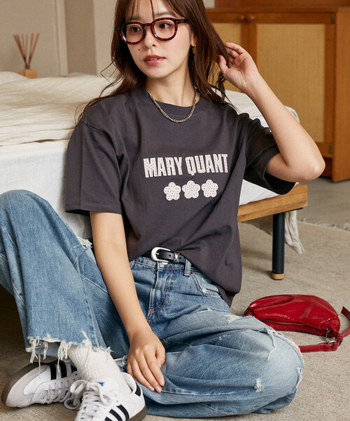 MARY QUANT(マリークワント)の「MARY QUANT × PUBLUX/マリークワント ドット柄 刺繍 ロゴ Tシャツ 限定展開(Tシャツ/カットソー・レディース・ネイビー/ブラック/チャコールグレー/ダークグレー・MEDIUM/SMALL)」の11枚目の写真