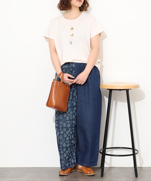 Emago(イマゴ)の「EMAGO プリン刺繍レギュラーT 半袖(Tシャツ/カットソー・レディース・アイボリー/グリーン/ネイビー・FREE)」の10枚目の写真