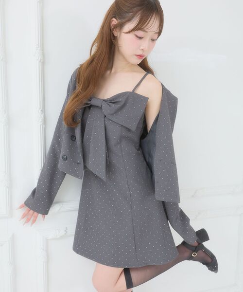 MAJESTIC LEGON(マジェスティックレゴン)の「キラメキリボンミニキャミワンピ(ワンピース・レディース・ブラック/グレー系その他/グレー・MEDIUM)」の1枚目の写真