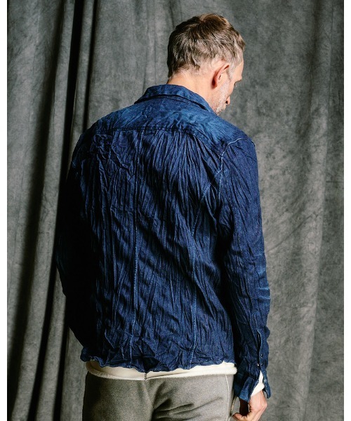 wjk(ダヴルジェイケイ)の「2-hook denim shirt(シャツ/ブラウス・メンズ・ブラック/インディゴブルー・SMALL/MEDIUM/LARGE/X-LARGE)」の6枚目の写真