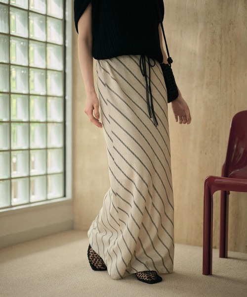 LAULEN(ローレン)の「cotton linen stripe long skirt /コットンリネンストライプ柄ロングスカート(スカート・レディース・ブラック/ベージュ・M/S)」の3枚目の写真