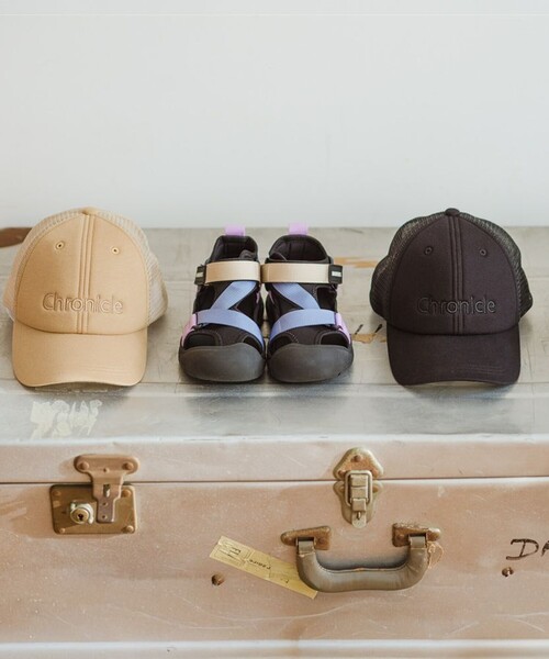 BRANSHES(ブランシェス)の「ロゴ刺しゅうメッシュキャップ(キャップ・キッズ・ブラック/ベージュ・M/L)」の7枚目の写真