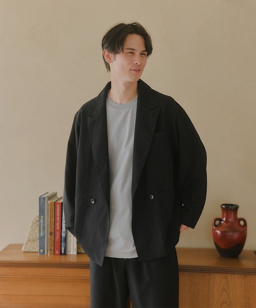 MILITARY(ミリタリー)の「【MAISON CLUB】DRY TOUCH Easy Double Jacket / リネンライクドライタッチイージーダブルジャケット(テーラードジャケット・メンズ・ブラック/グレー・L/M)」の1枚目の写真
