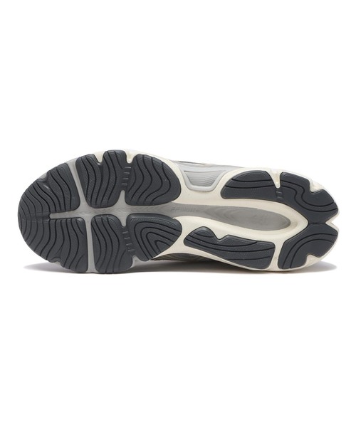 ASIS(アズイズ)の「ASICS / アシックス GEL-NYC 2.0 / 1203A895(スニーカー・レディース・アイボリー・24cm/23.5cm/24.5cm)」の5枚目の写真