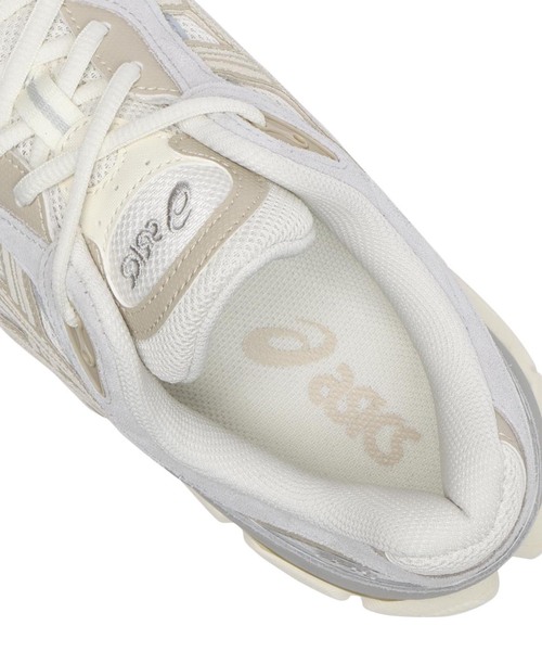 ASIS(アズイズ)の「ASICS / アシックス GEL-NYC 2.0 / 1203A895(スニーカー・レディース・アイボリー・24cm/23.5cm/24.5cm)」の7枚目の写真