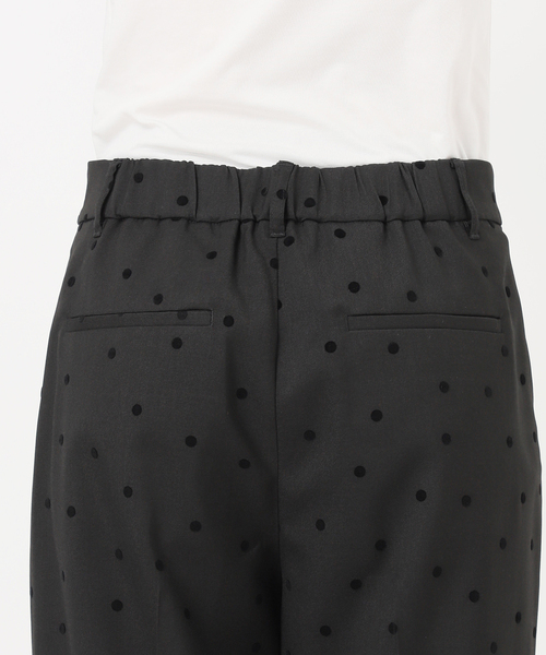 B.C STOCK(ベーセーストック)の「接触冷感 / 手洗い可 / フロッキードットスティックパンツ(スラックス・レディース・ブラック/チャコールグレー・FREE)」の20枚目の写真