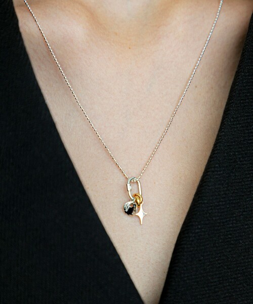 LAPUIS(ラピュイ)の「<LAPUIS>Sammy Charm ネックレス(ネックレス・レディース・その他1・FREE)」の3枚目の写真