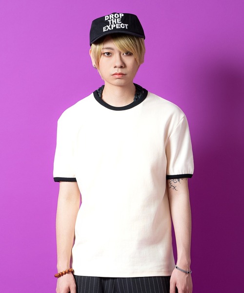 a.p.o.v.(エーピーオービー)の「a.p.o.v. クロップド丈レトロ生成りコットンリンガーTシャツ(Tシャツ/カットソー・メンズ・ブラック/レッド/グリーン/オレンジ/ネイビー・ONESIZE)」の1枚目の写真