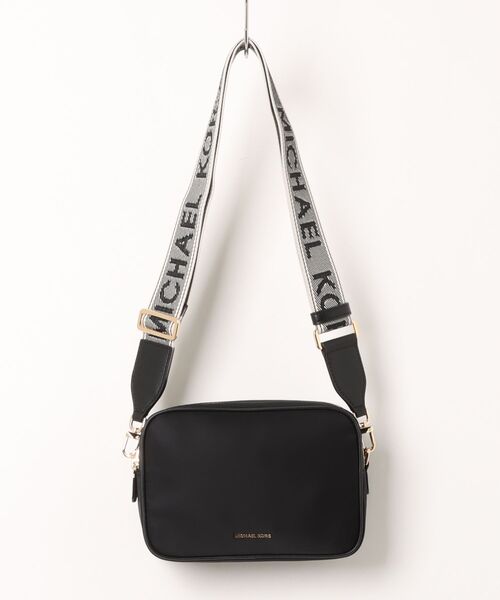 MICHAEL KORS(マイケルコース)の「BRYANT ナイロン カメラ クロスボディバッグ ミディアム(ショルダーバッグ・レディース・ブラック・FREE)」の5枚目の写真