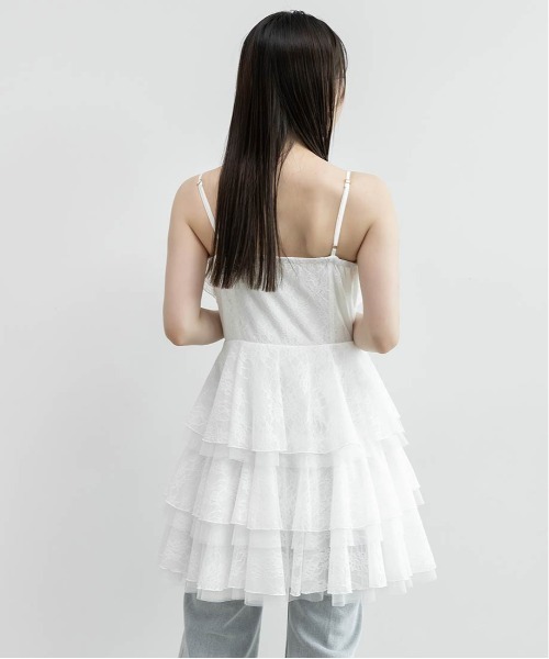 RANDA(ランダ)の「レースティアードミニ丈キャミワンピース(ワンピース・レディース・ホワイト/ブラック・1/0)」の8枚目の写真
