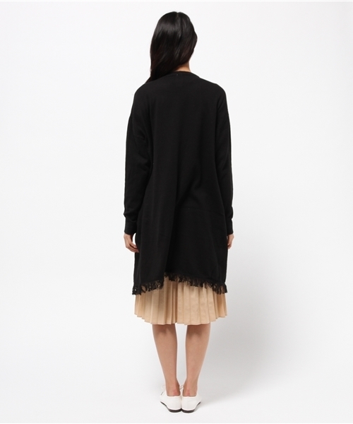 LBC（エルビーシー）の「12Gコットンカシミヤロングカーディガン（カーディガン/ボレロ・レディース・オフホワイト/ブラック・MEDIUM/LARGE）」の6枚目の写真