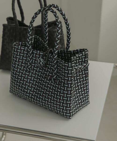 URBAN RESEARCH(アーバンリサーチ)の「HANDICRAFT SAIGON SMALL TOTE(トートバッグ・レディース・ベージュ/その他1/ブラウン/ブラック・-)」の4枚目の写真