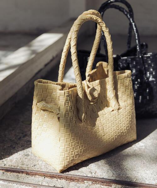 URBAN RESEARCH(アーバンリサーチ)の「HANDICRAFT SAIGON SMALL TOTE(トートバッグ・レディース・ベージュ/その他1/ブラウン/ブラック・-)」の3枚目の写真