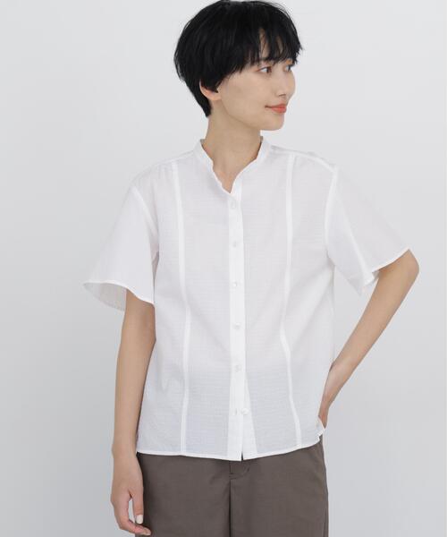 human woman(ヒューマンウーマン)の「◆【ウォッシャブル】先染めサッカーブラウス(シャツ/ブラウス・レディース・クリアブラウン/ダークインディゴブルー/ホワイト・MEDIUM)」の2枚目の写真