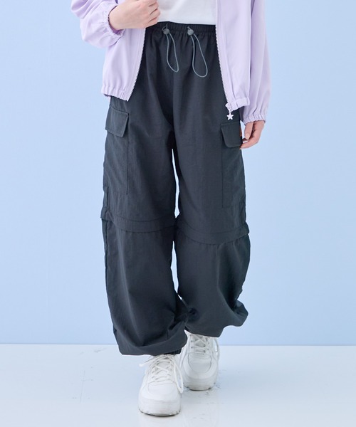BISKEE（ビスキー）の「3WAY カーゴパンツ ナイロンパンツ ボトムス（カーゴパンツ・キッズ・ブラック/ピンク/カーキ・130cm/140cm/150cm/160cm）」の2枚目の写真