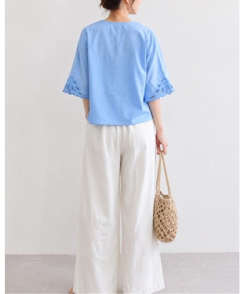 FAZVY(ファズビー)の「Vネックリネン風ブラウス(シャツ/ブラウス・レディース・ブルー/ホワイト・M)」の19枚目の写真