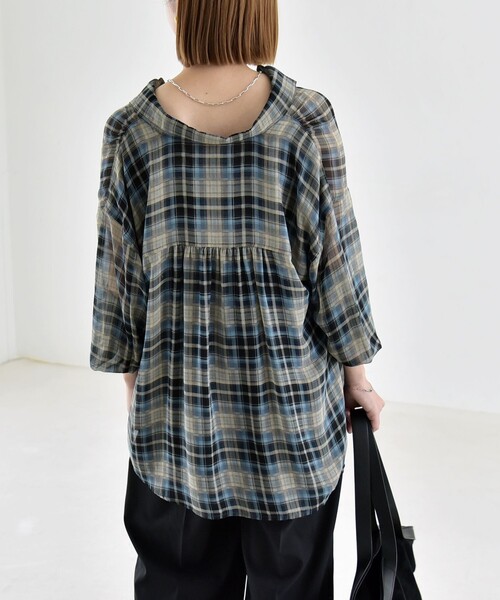 quaranciel(カランシエル)の「quaranciel:〈洗濯機可能〉シアー チェック ギャザー プルオーバー シャツ(シャツ/ブラウス・レディース・ブルー/ブラウン・ONE SIZE)」の21枚目の写真
