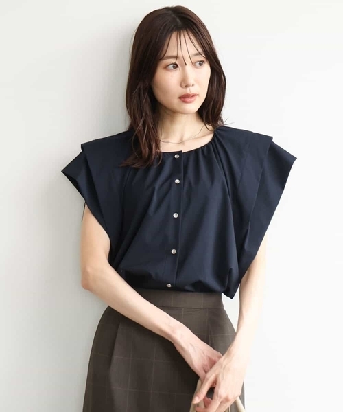 MK MICHEL KLEIN（エムケーミッシェルクラン）の「[洗える]ボックスシルエットブラウス（シャツ/ブラウス・レディース・ネイビー/カーキ/ワイン・38）」の3枚目の写真