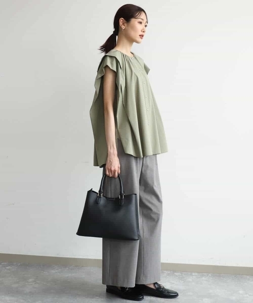 MK MICHEL KLEIN（エムケーミッシェルクラン）の「[洗える]ボックスシルエットブラウス（シャツ/ブラウス・レディース・ネイビー/カーキ/ワイン・38）」の9枚目の写真