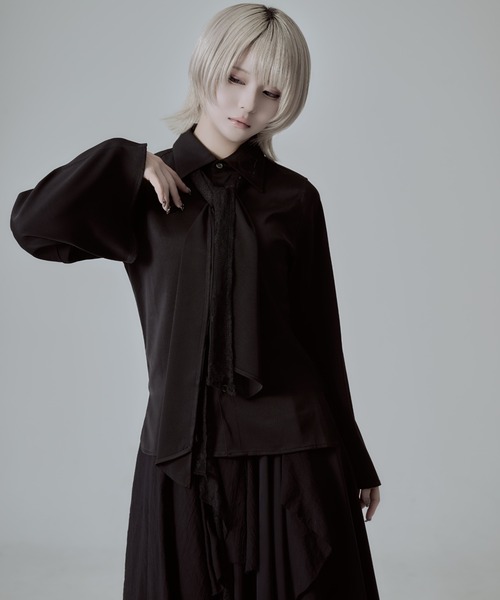 AdaNous（アダナス）の「『AdaNous/アダナス』チーフ付きワイドアームシャツ（シャツ/ブラウス・レディース・ブラック/ホワイト・M/S）」の3枚目の写真