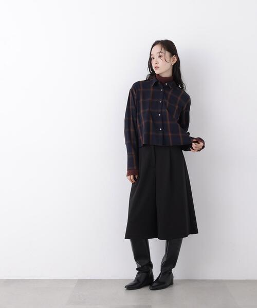 N.(N. Natural Beauty Basic)(エヌエヌナチュラルビューティーベーシック)の「ミディ丈パンツ(その他パンツ・レディース・オフホワイト/ブラック・フリ-)」の3枚目の写真