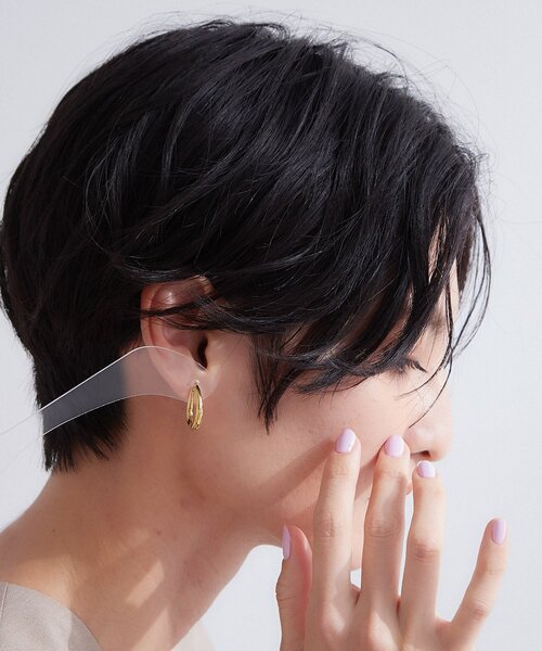 OPAQUE.CLIP(オペークドットクリップ)の「スリークオーバル ワンタッチステンレスピアス(ピアス(両耳用)・レディース・ゴールド/シルバー・00)」の7枚目の写真