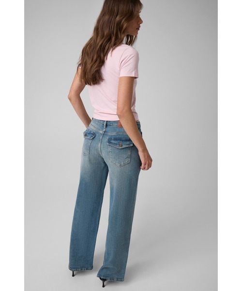 GUESS JEANS（ゲスジーンズ）の「GUESS JEANS G11 Flap Wide Leg（デニムパンツ・レディース・ライトインディゴブルー・27inch/26inch/25inch/24inch/28inch）」の2枚目の写真
