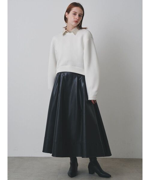 ELENDEEK(エレンディーク)の「TUCK HEM CROPPED CS(Tシャツ/カットソー・レディース・ブラック/グレー/オフホワイト・FREE)」の19枚目の写真