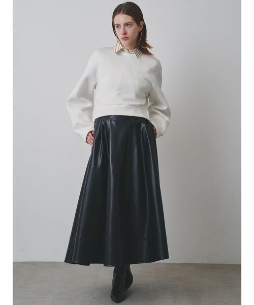 ELENDEEK(エレンディーク)の「TUCK HEM CROPPED CS(Tシャツ/カットソー・レディース・ブラック/グレー/オフホワイト・FREE)」の20枚目の写真