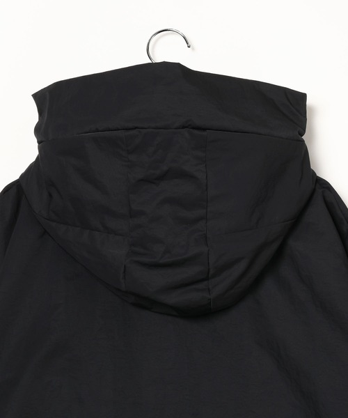 HEREIAM（ヘレイアム）の「【HEREIAM MEN】UNISEX＆撥水機能付き/バルーンフォルムブルゾン（ブルゾン・メンズ・ブラック/シルバー系・MEDIUM/LARGE）」の16枚目の写真