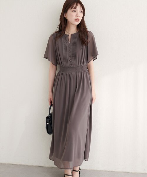natural couture(ナチュラルクチュール)の「ピンタックフレア袖ワンピース(ワンピース・レディース・その他1/ブラウン/その他3/その他2・FREE)」の10枚目の写真