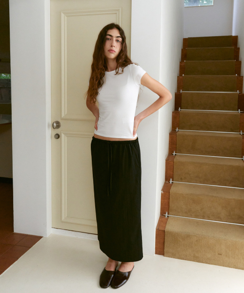 38COMEONCOMMON（38カモンコモン）の「Straight Long Banding Skirts (Black)（スカート・レディース・その他・FREE）」の4枚目の写真